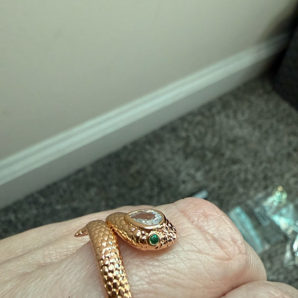 NEW!Pretty Bird Rose Gold Snake Wrap Ring with Clear Teardrop Stone & Green Eyes - Picture 3 of 11